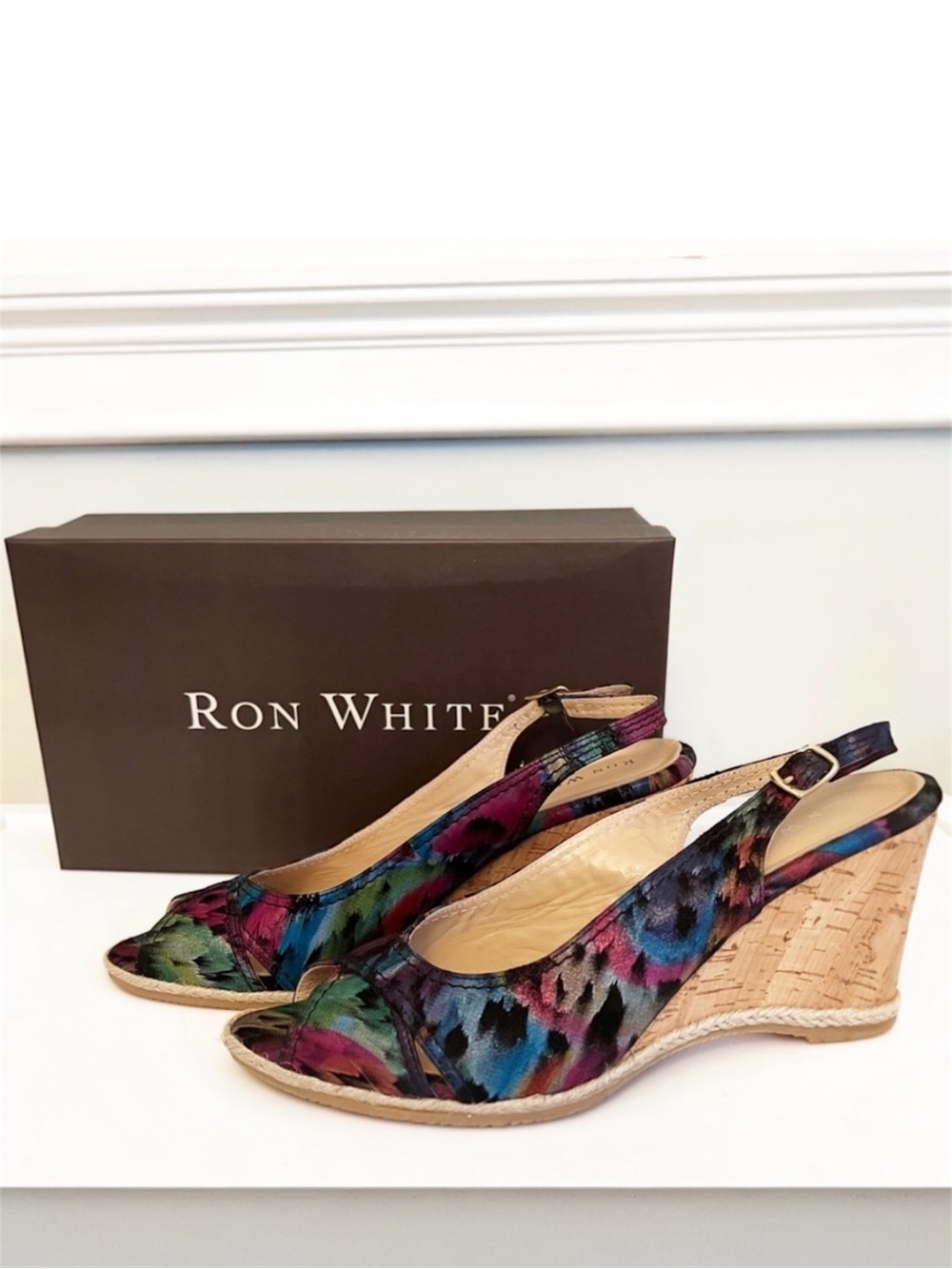 NIB Ron White Suede Multicolor Sling Back Wedge Sandal | Size 8 | NEW